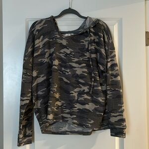 Women’s waffle camo top